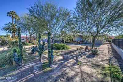 9526 W Calico Drive, Sun City, AZ 85373 - Photo 46