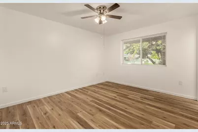 10722 W Kelso Drive, Sun City, AZ 85351 - Photo 18