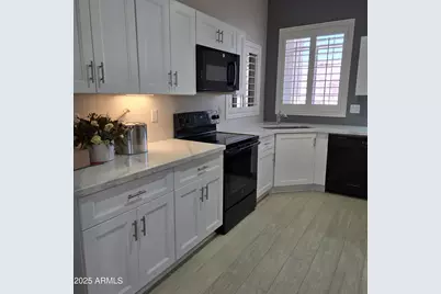 11525 W Cottontail Court, Surprise, AZ 85378 - Photo 8