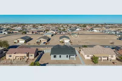 9125 W Reventon Drive, Arizona City, AZ 85123 - Photo 32