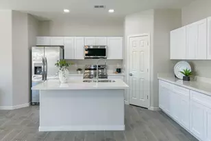 9125 W Reventon Dr, Arizona City, AZ 85123 - Photo 6