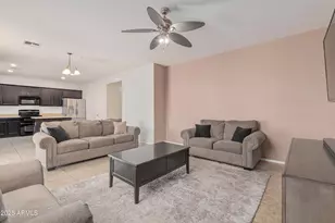 11428 N 89th Ave, Peoria, AZ 85345 - Photo 8