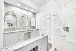 8245 E Bell Rd, Scottsdale, AZ 85260 - Photo 20