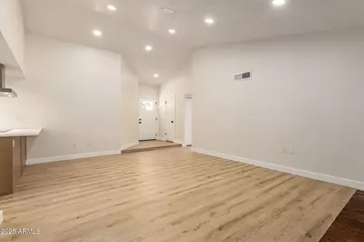 1514 W Loughlin Drive, Chandler, AZ 85224 - Photo 10