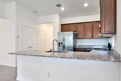 12429 W Midway Avenue, Glendale, AZ 85307 - Photo 4