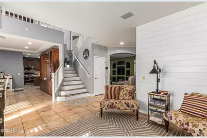 10054 E Lakeview Avenue, Mesa, AZ 85209 - Photo 6