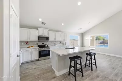 18575 N Miller Way, Maricopa, AZ 85139 - Photo 8