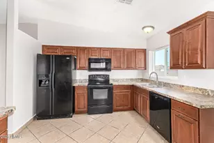 1412 E Carter Rd, Phoenix, AZ 85042 - Photo 6