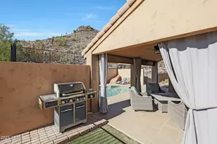 1044 W Indian Hills Pl, Phoenix, AZ 85023 - Photo 32