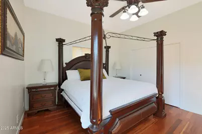 1044 W Indian Hills Place, Phoenix, AZ 85023 - Photo 24