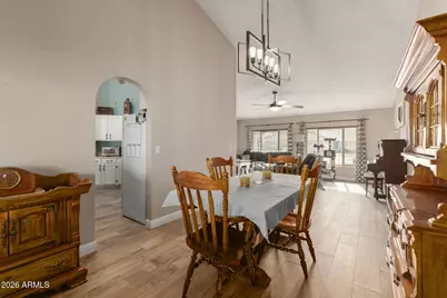 4154 W Questa Drive, Glendale, AZ 85310 - Photo 10