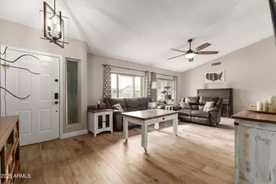 4154 W Questa Drive, Glendale, AZ 85310 - Photo 6