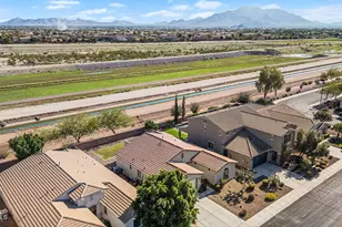 5871 S Parkcrest St, Gilbert, AZ 85298 - Photo 2