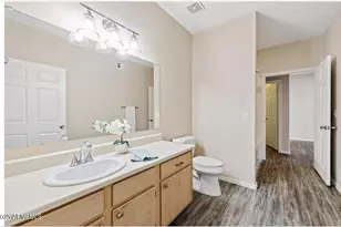 3236 E Chandler Blvd, Phoenix, AZ 85048 - Photo 8