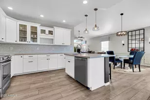 26434 S Boxwood Dr, Sun Lakes, AZ 85248 - Photo 10