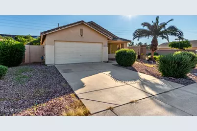 8103 W Tonto Lane, Peoria, AZ 85382 - Photo 4