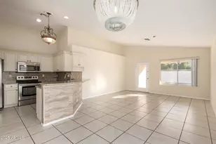 8103 W Tonto Ln, Peoria, AZ 85382 - Photo 10