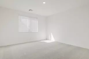 2437 E Grenache Rd, San Tan Valley, AZ 85143 - Photo 10