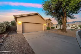 1645 E Ganymede Dr, Tucson, AZ 85737 - Photo 40