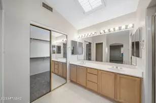 1645 E Ganymede Dr, Tucson, AZ 85737 - Photo 28