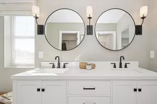 8014 W Royal Palm Rd, Peoria, AZ 85345 - Photo 32