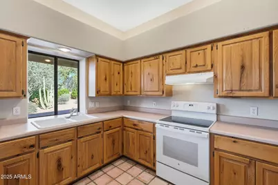 9250 E Sleepy Hollow Trail, Gold Canyon, AZ 85118 - Photo 16