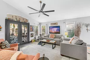 882 E Baylor Ln, Gilbert, AZ 85296 - Photo 2