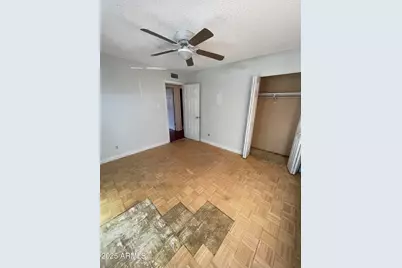 330 E Desert Drive, Phoenix, AZ 85042 - Photo 16