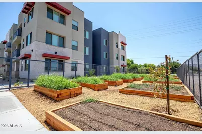 2050 W Southern Avenue #1, Phoenix, AZ 85041 - Photo 8