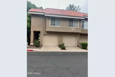 1633 E Lakeside Drive #17, Gilbert, AZ 85234 - Photo 1