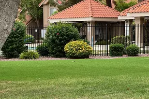 1633 E Lakeside Dr, Gilbert, AZ 85234 - Photo 18