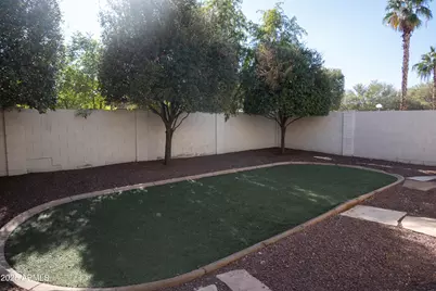9847 W Lone Cactus Drive, Peoria, AZ 85382 - Photo 28