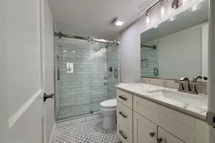 7930 E Camelback Rd, Scottsdale, AZ 85251 - Photo 22