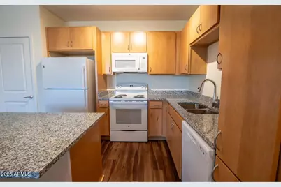 2050 W Southern Avenue #2, Phoenix, AZ 85041 - Photo 4