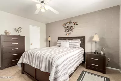 11247 N 109th Avenue, Sun City, AZ 85351 - Photo 18