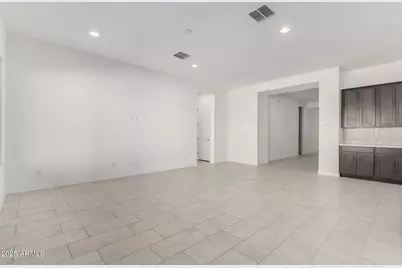 16372 W Jackson Street, Goodyear, AZ 85338 - Photo 10