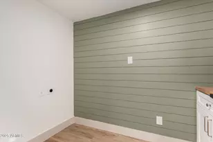 385 E Clarendon Ave, Phoenix, AZ 85012 - Photo 24