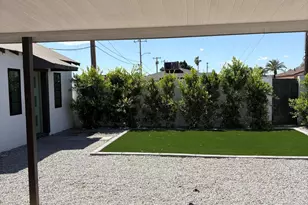 385 E Clarendon Ave, Phoenix, AZ 85012 - Photo 34
