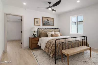 385 E Clarendon Avenue, Phoenix, AZ 85012 - Photo 20