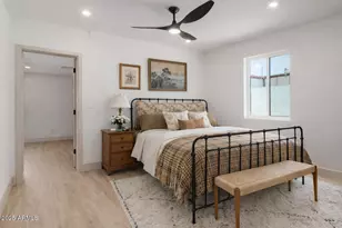 385 E Clarendon Ave, Phoenix, AZ 85012 - Photo 20