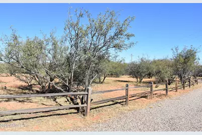 8680 E Mustang Trail, Hereford, AZ 85615 - Photo 4