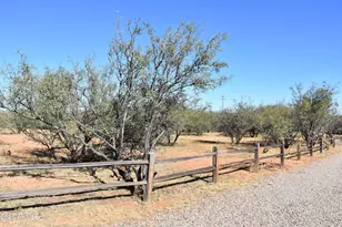 8680 E Mustang Trail, Hereford, AZ 85615 - Photo 4