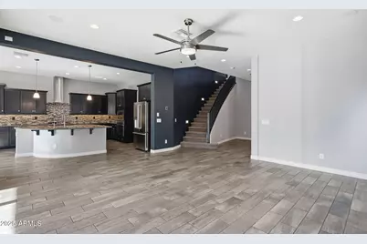 4621 E Walter Way, Phoenix, AZ 85050 - Photo 14