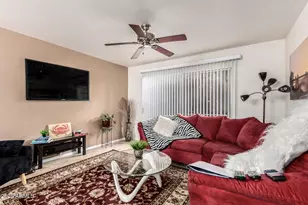 17017 N 12th St, Phoenix, AZ 85022 - Photo 2