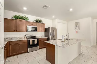 1017 S 7th Street, Avondale, AZ 85323 - Photo 4