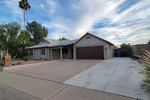 2121 W Potter Dr, Phoenix, AZ 85027 - Photo 4