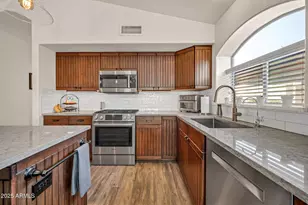 4719 E Adobe Dr, Phoenix, AZ 85050 - Photo 10