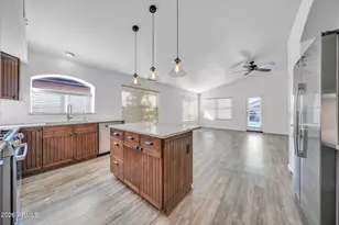 4719 E Adobe Dr, Phoenix, AZ 85050 - Photo 18