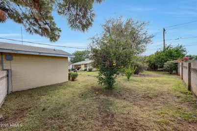 2917 E Highland Avenue, Phoenix, AZ 85016 - Photo 50