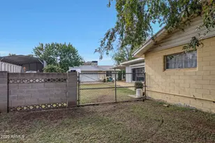 2917 E Highland Ave, Phoenix, AZ 85016 - Photo 44